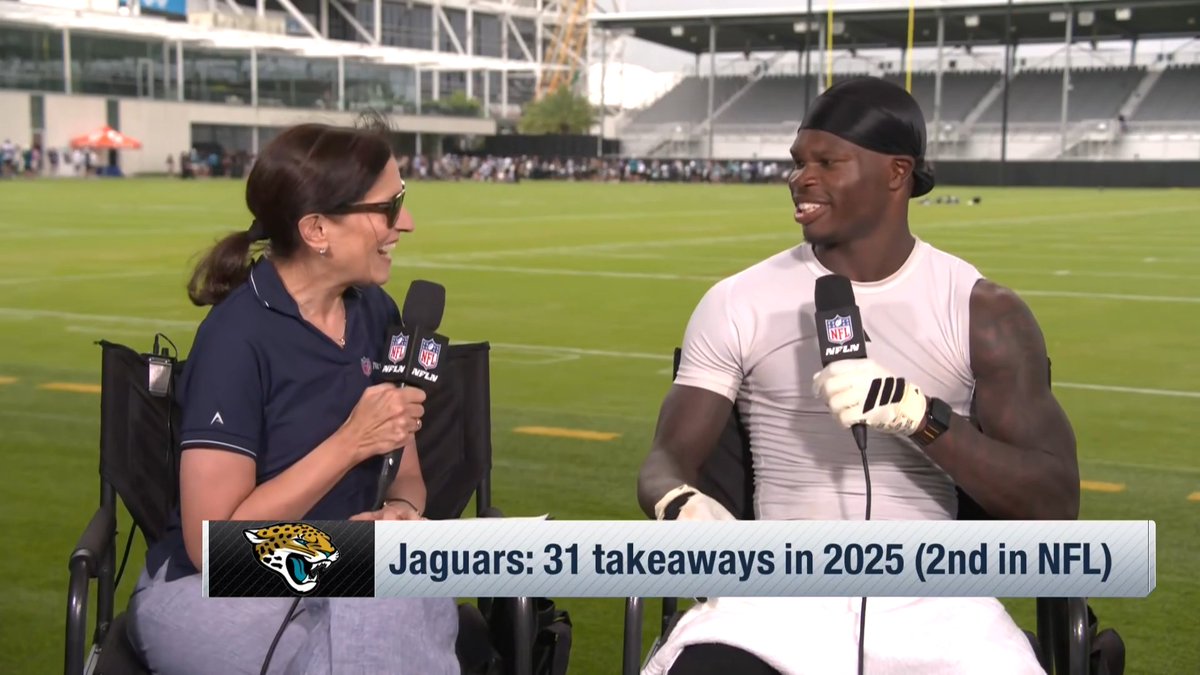 "I can't stay on the sideline for nothing." Travis Hunter says that he wants to play all of the snaps every game 🤝 (via NFL Network)