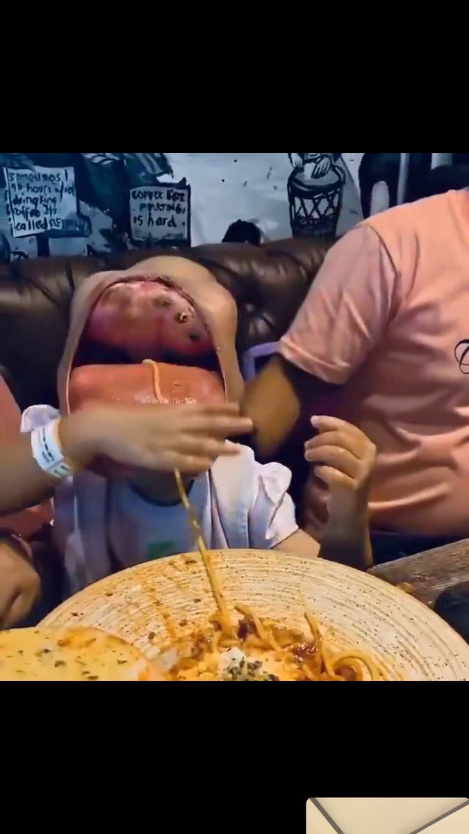 Omggg🥺🥺 what kind of condition is this