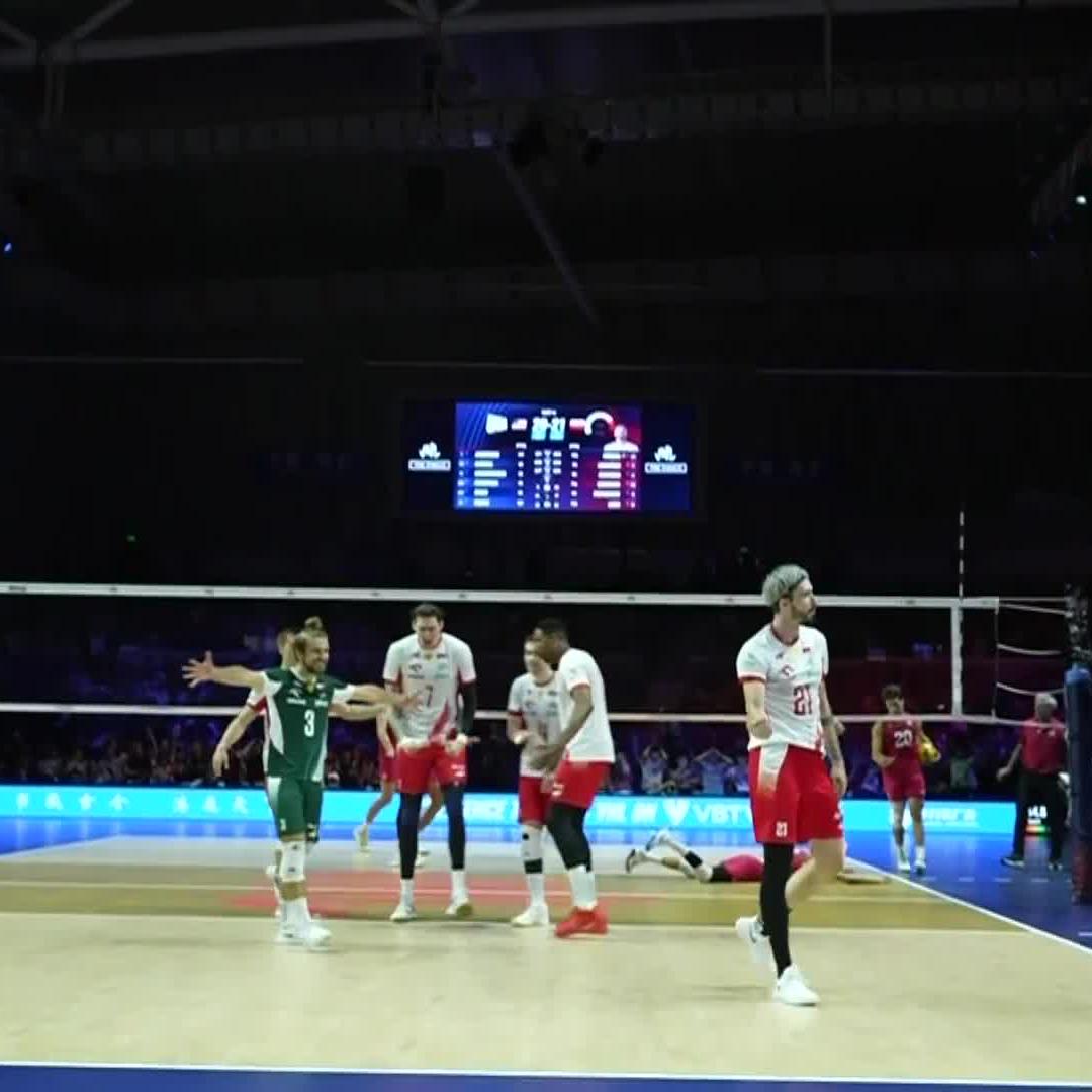 THAT MOMENT. THAT GOLDEN MOMENT OF THAT CRAZY, GRAY-HAIRED GUY. ❤️ #gangłysego