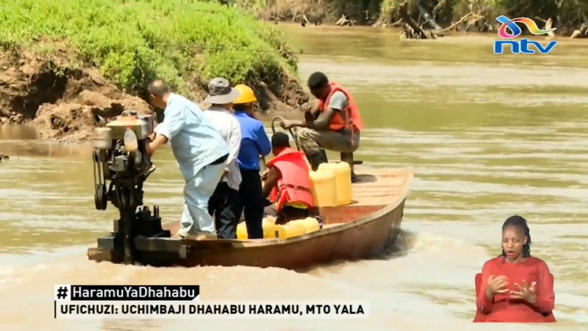 Kutoka asubuhi hadi jioni, mashine ile inanguruma ndani ya Mto Yala ikitafuta dhahabu. Wakazi wanasema wameshuhudia samaki wakifa na wanyama kufa baada ya kunywa maji ya Mto huu. #HaramuYaDhahabu