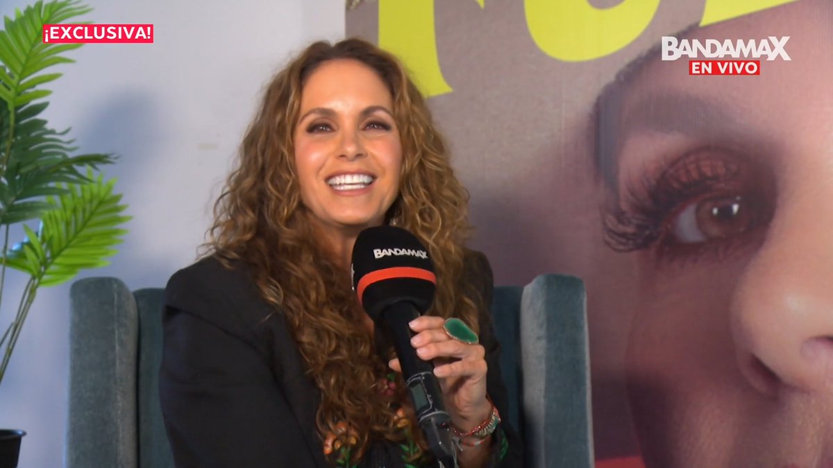 Desde la Central de Abasto de Ciudad de México, Lucero ofreció una presentación muy especial por el lanzamiento de su nuevo sencillo, "Fuertes declaraciones" 🤩 🎤 🎶 #QuéNewsBandamax