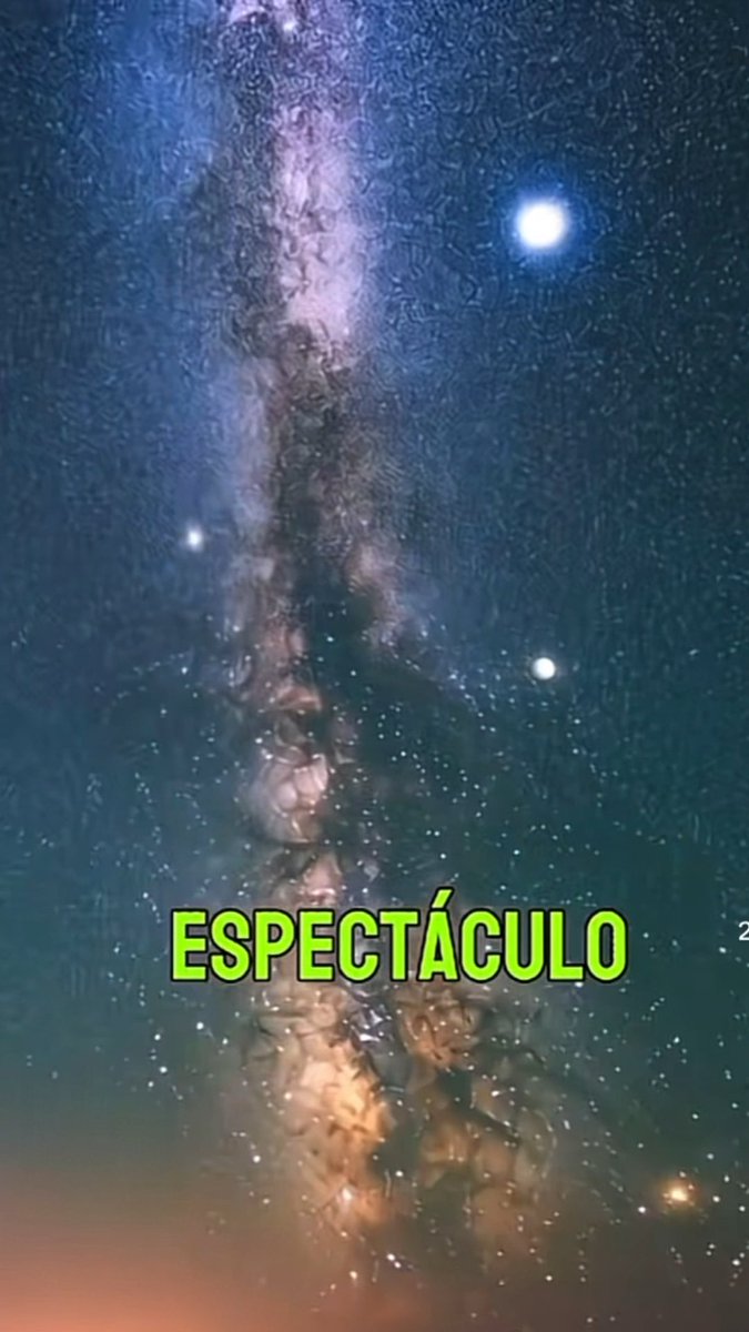 LOS MEJORES EVENTOS ASTRONÓMICOS — Agosto 2026, el mejor mes del año para mirar al cielo! • 2 ago: Cometa 10P/Tempel 2 en perihelio (visible con binoculares). • 12 ago: Eclipse solar total (Groenlandia, Islandia, norte de España) + Luna Nueva. • 12-13 ago: Pico de Perseidas Hasta 100 meteoros/hora con cielos oscuros perfectos. • 15 ago: Venus en máxima elongación (brilla intensamente al atardecer). • 27-28 ago: Eclipse lunar parcial profundo (96% de la Luna en sombra) Visible en América.