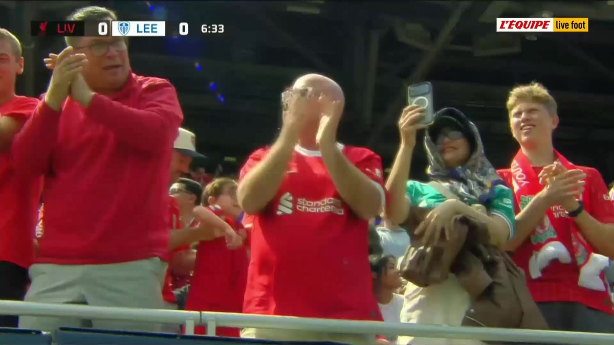 Luke Chambers ouvre le score pour Liverpool face ร Leeds ! Le direct sur L'รquipe live foot > #lequipeFOOT