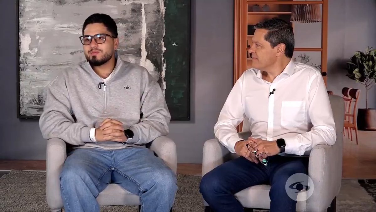 Juan Camilo Vargas, periodista deportivo de Gol Caracol e hijo de Juan Roberto Vargas, será papá. Padre e hijo comparten cómo viven la llegada del nuevo integrante de la familia.