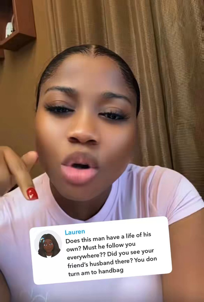 Veekee James address a troll in Snapchat who asked her why must she go everywhere with her husband Mr Atere😂 asking if he doesn’t have his own life. Asking if her other friends came with their friends over to peller and Jarvis wedding. People on snap has zero regards for anyone, I like as she no cover her face. Btw MR atere looks very okay being an handbag 😂