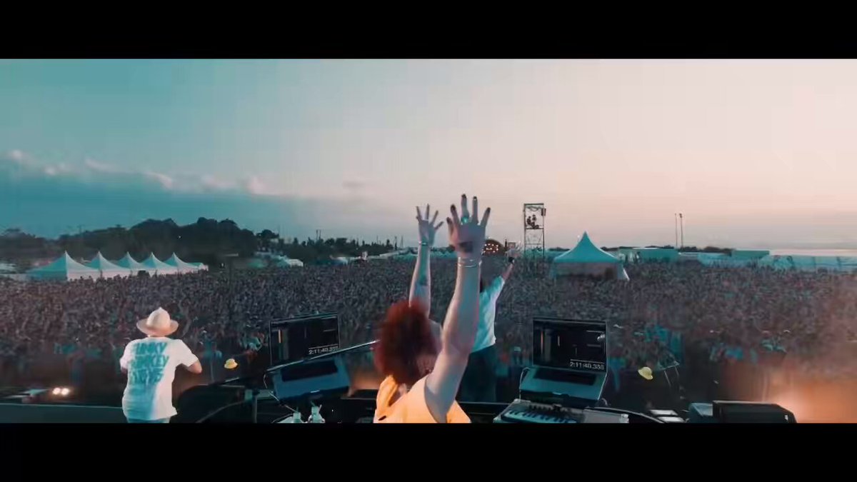 良い動画作ってくれて嬉しい〜◎今までのLIVEの映像で1番雰囲気好き〜◎フェスの美しさが伝わって欲しい〜◎