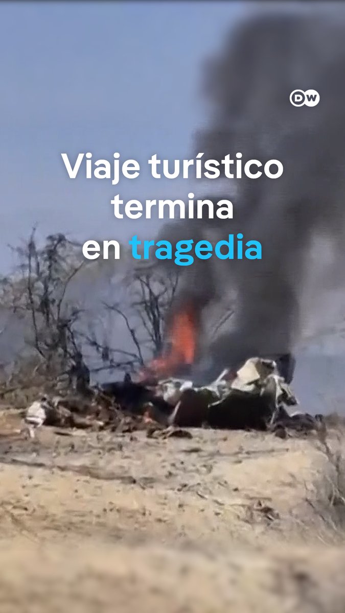 13 personas mueren en trágico accidente durante vuelo turístico en Perú Entre los fallecidos hay dos miembros de la tripulación, ambos peruanos, siete italianos, dos alemanes y dos españoles. La avioneta en la que volaban se estrelló cerca de las Líneas de Nazca.