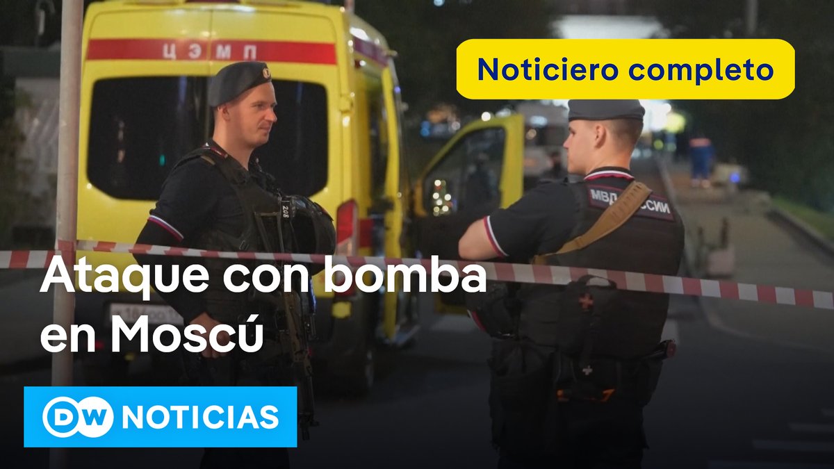 🔴 DW Noticias 2 de agosto: Al menos 5 muertos tras atentado con bomba en un restaurante de Moscú Al menos cinco personas murieron y unas 21 resultaron heridas en un ataque con explosivos perpetrado la noche del sábado en un restaurante de Moscú. Las autoridades sospechan que una de las víctimas mortales habría introducido la bomba en el local, donde se celebraba un evento privado con la presencia de un alto mando del Ejército ruso, presunto objetivo del atentado, según medios locales. [Noticiero completo] /cvml