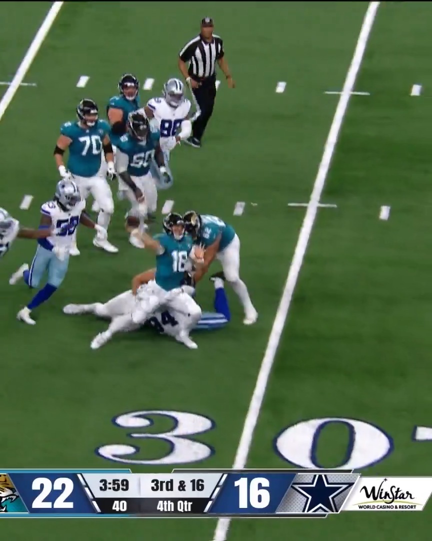Throwback to Nathan Rourke's UNREAL preseason TD pass 😳