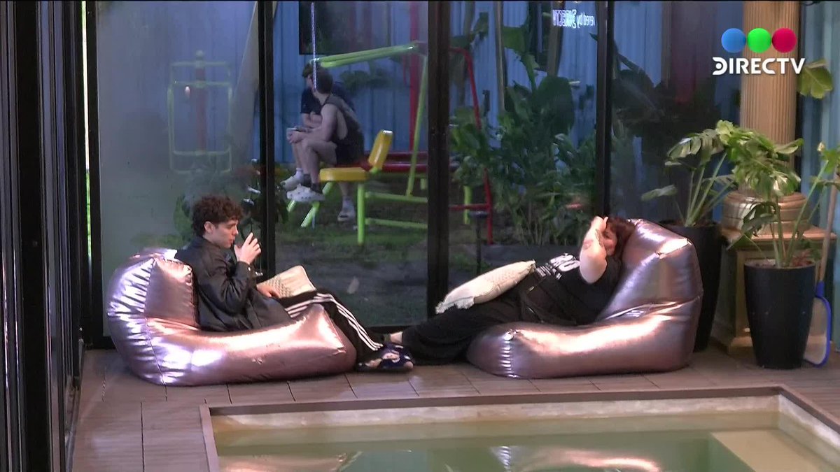 Juanicar se mete con las Solangistas y a Sol no le gustó 👀🫣Mirá la casa 24/7 por DGO 👁️ #GranHermano #GeneraciónDorada🌟 #GHxDGO