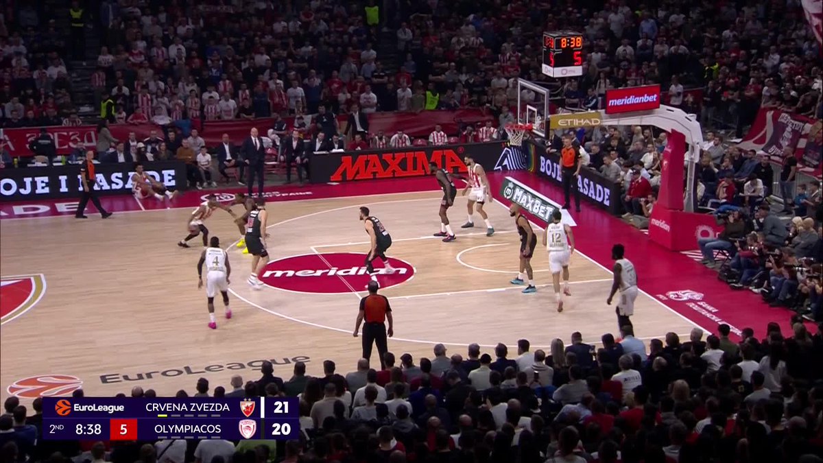 😳🔴 Nikola Kalinic ile Kızıl Yıldız yol ayrımında! 👀 ➡️ Yeni koç Ibon Navarro, Kalinic'in rolünü azaltma kararı aldı. ➡️ Bu durum Kalinic'in hoşuna gitmedi. ➡️ Nikola Kalinic, bu yaz takımdan ayrılabilir. (Telegraf & Mozzartsport)