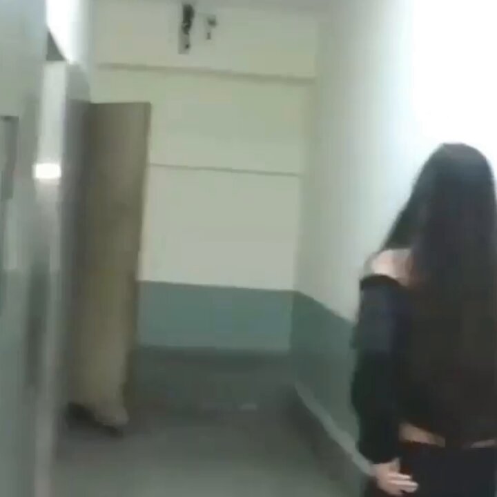 Suhana Khan called the paparazzi while visiting Ananya Panday's home, and they literally came inside to film near the lift. Ahaan was trying so hard not to burst out laughing. 😭😭