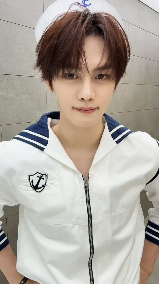 캡틴뀨 (〃⌒▽⌒〃)ゝ🤍 🔗 #AND2BLE #앤더블 #KIMGYUVIN #김규빈