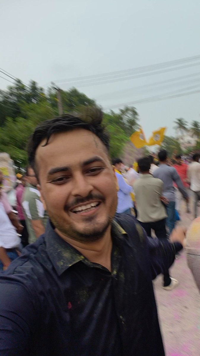ही ही ही हंस देलक रिंकिया के पापा।