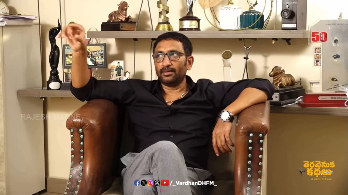 “I met #AjithKumar garu in 2011. By that time he had already seen #Dookudu and liked it. He expressed interest in working on a Tamil remake if I directed it. But I was already committed to #Baadshah movie and also I didn’t have command over the Tamil language and missed that golden opportunity. I regret it” - #SreenuVaitla #MaheshBabu | #AK
