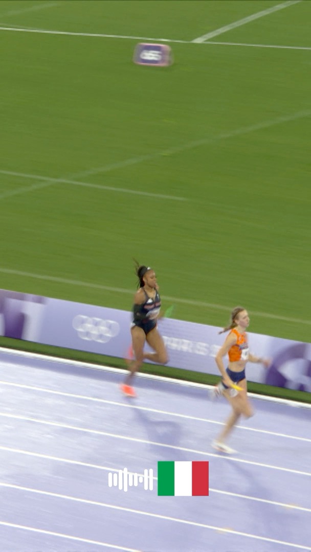 Two years ago Femke Bol shocked the world with this CRAZY final leg in the 4x400m 😱🇳🇱