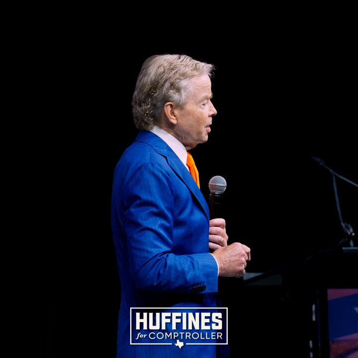 The Comptroller’s Office has over 600 auditors focused on auditing businesses and squeezing money out of them. Well, I’m going to flip the script. I’m going to turn half of my auditors loose to audit government.