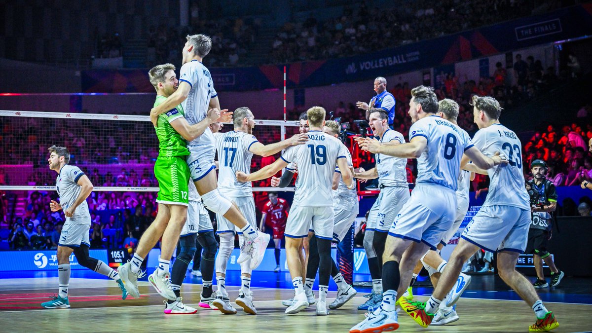 #VNL2026 History made. ๐ธ๐ฎ๐ฅ Slovenia's journey ends with something they've never had before: their first-ever Volleyball Nations League medal! ๐บ Replays on VBTV: ๐ #BePartOfTheGame #Volleyball