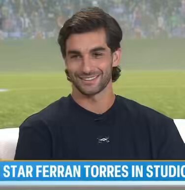 Ferran is going on a four-day tour in the United States; he's going to be exploited in every way PS: He's so handsome, deeply in love, and his English accent...