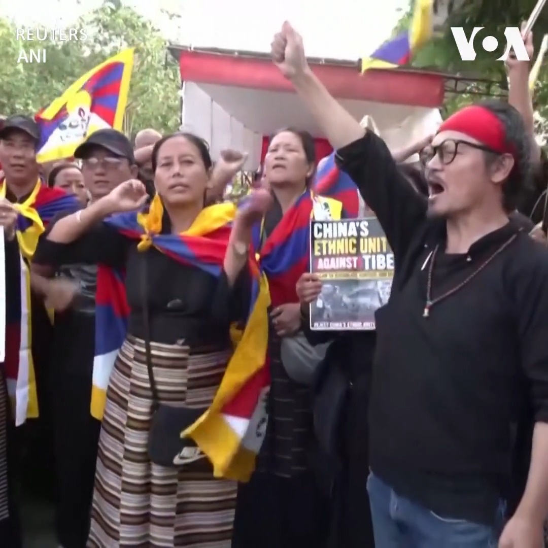 居住在印度的流亡藏人8月3日在孟买举行了抗议中国的《民族团结进步促进法》的活动。这项法律引发了人们的担忧,认为它可能加速对少数民族的强制同化。抗议者高呼“我们要自由”、“离开西藏”、“停止在西藏的种族灭绝”等口号,并要求中国立即停止实施这项法律。 更多:
