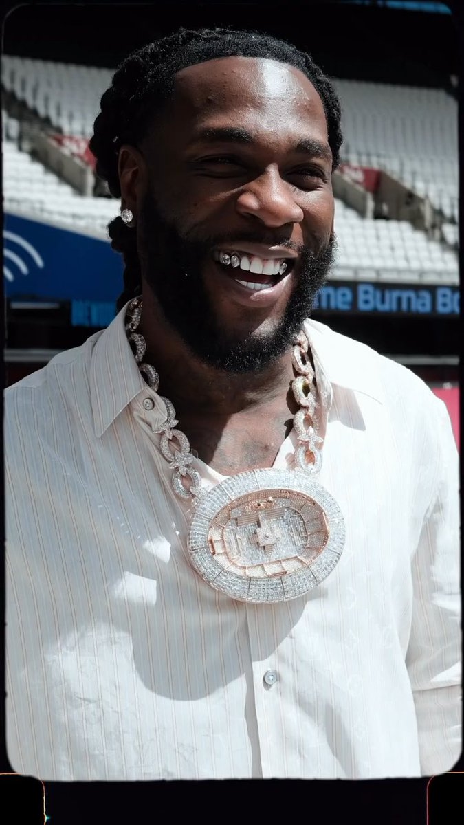 🚨Burna Boy has immortalized his London Stadium achievement with a custom diamond chain. 💎🏟️ Created to celebrate becoming the only African artist to sell out the venue twice, the back is engraved with every country he’s performed in. 🌍
