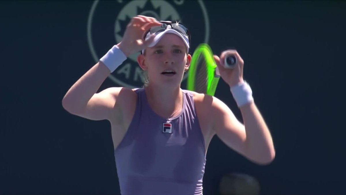 What a moment at home 🥹🏡 Kayla Cross secures her first-ever main draw win, defeating Boulter in Toronto! #NBO26