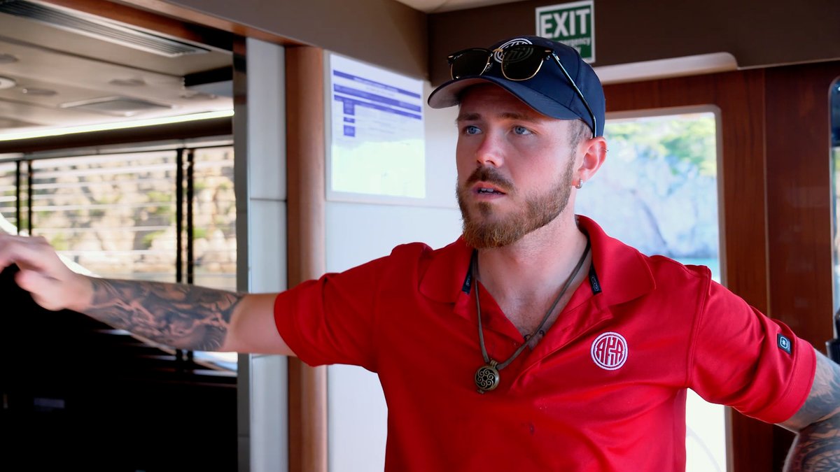 Nathan's dealing with a bad back on tonight’s new episode of #BelowDeckMed 😬