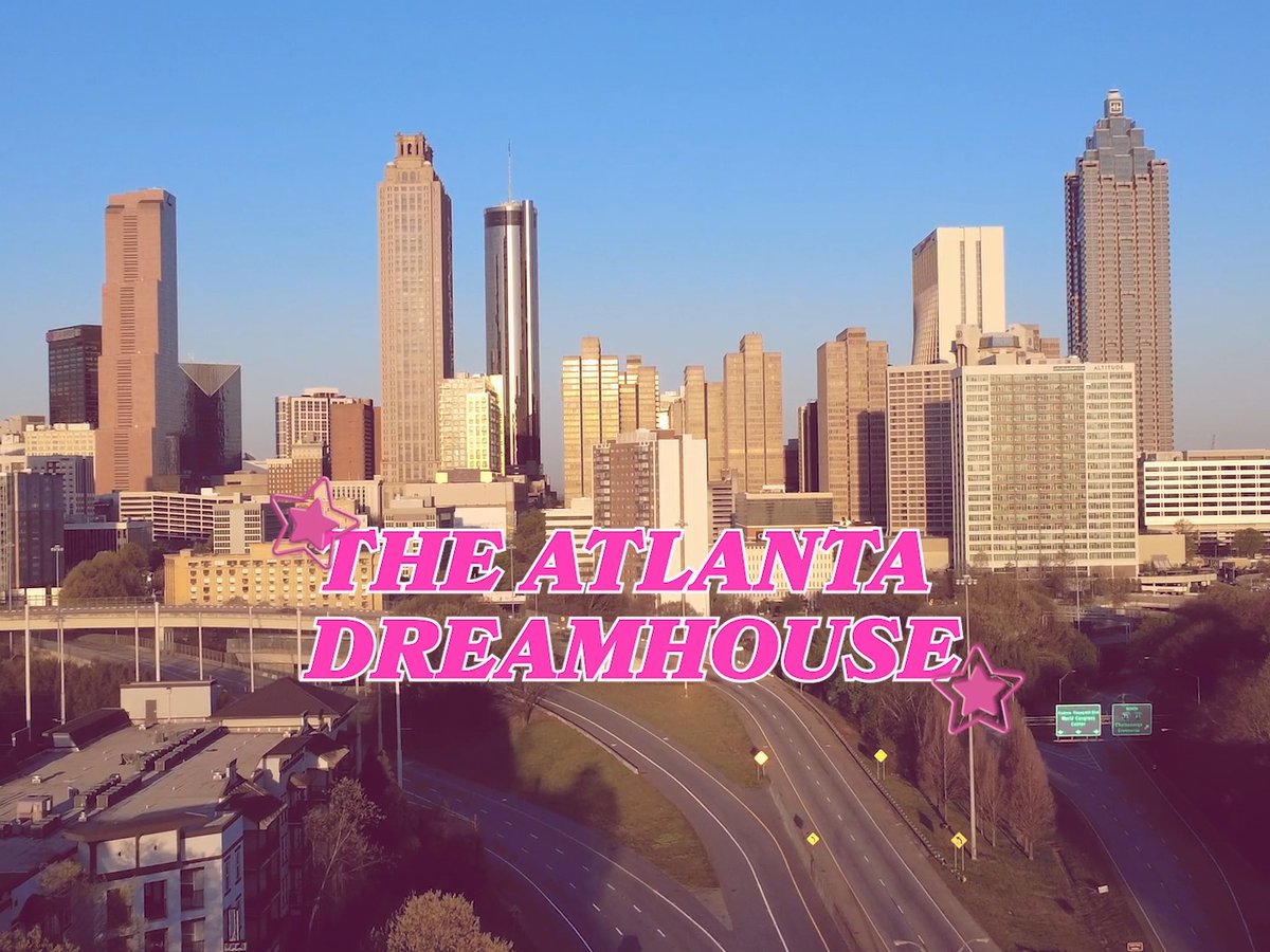 Shh, our show is on! A new episode of Atlanta Dreamhouse premieres TONIGHT at 7 PM ET/6 PM CT ✨🩷