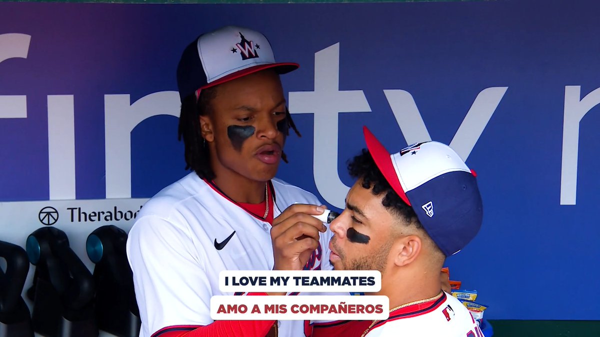 one last hug at the end of the dugout, Lui ❤️🫂