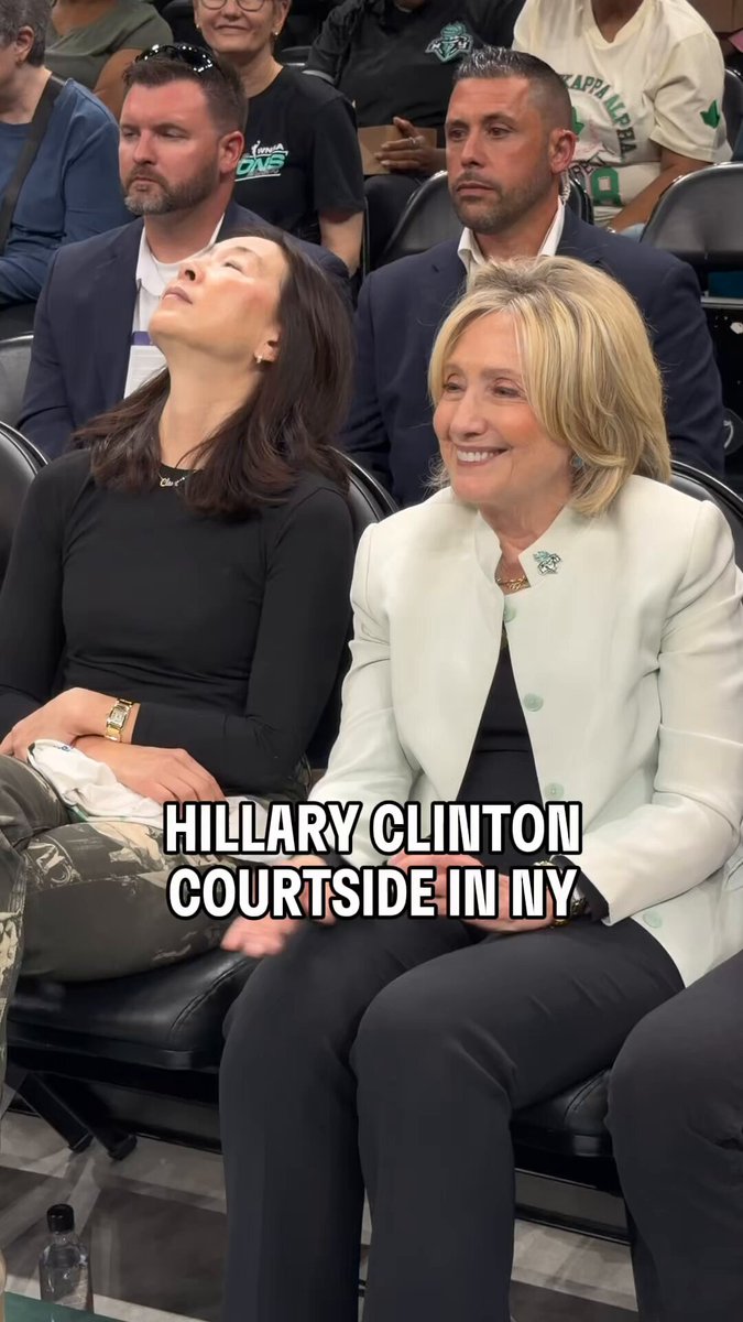 A notable guest in Brooklyn 👏 Former United States Secretary of State Hillary Clinton is in attendance for tonight's matchup between the New York Liberty and Seattle Storm! SEA-NYL | League Pass Tap to watch: