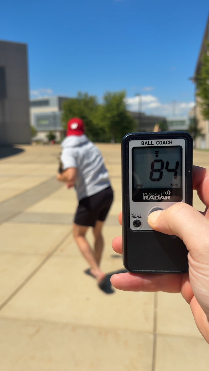 Ryan Botterill getting ready to throw out the Milwaukee Brewers first pitch on Tuesday... in slides 🔥 🍎 Grady Deering