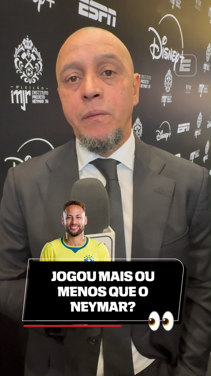 "Jogou mais ou menos que o Neymar?" Roberto Carlos responde. 🎥 ESPN Brasil