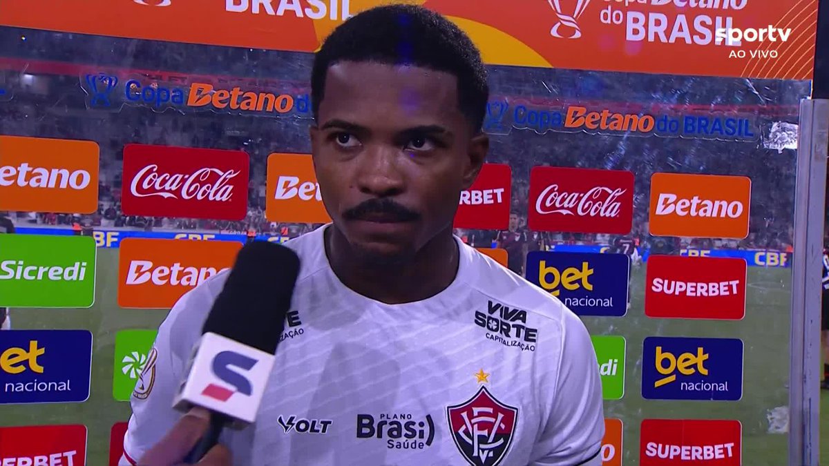 O zagueiro Cacá, do Vitória, lamentou a derrota para o Athletico-PR e projetou o jogo de volta no Barradão. #Futebol #CopaDoBrasil #AthleticoPR #Vitória