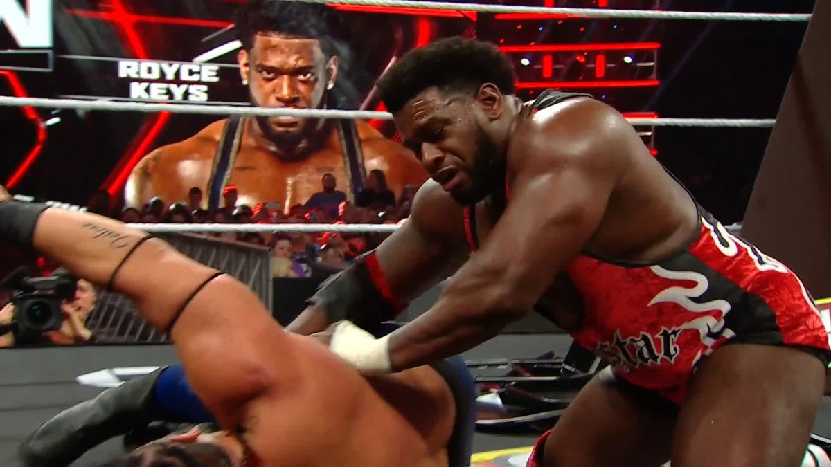 These two are beating the HELL out of each other! 👊