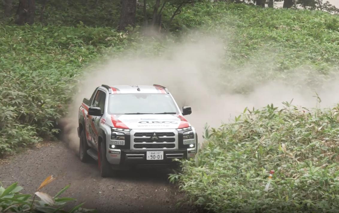 XCRスプリントカップシリーズ第4戦「ASAMA ATTACK 2026」 三菱自動車が技術サポートする、CUSCO YHジオランダートライトンが総合優勝！ 柳澤宏至選手、加勢直毅選手、おめでとうございます🥇 CUSCO #XCRスプリントカップ #ASAMAATTACK