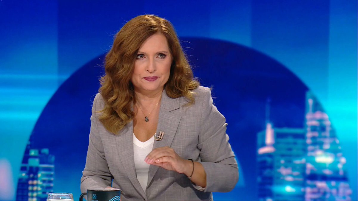 Spór o Ukraińców, przebywających w Polsce. "Czyli odesłałby pan 18-latka z Ukrainy, który przyjechał tu cztery lata temu jako 14-latek?" - Jakub Niewiadomski Razem do Michał Wawer Konfederacja #debatagozdyry PolsatNews.pl