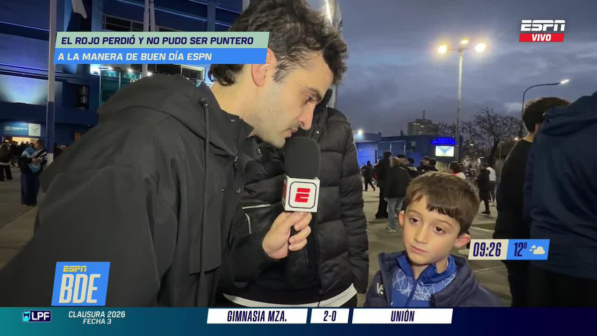 "CAPAZ SAKA" No está mal el reemplazante que pide este joven hincha de Vélez por Tobías Andrada. ▶️ Mirá #BuenDíaESPN en el Plan Premium de #DisneyPlus