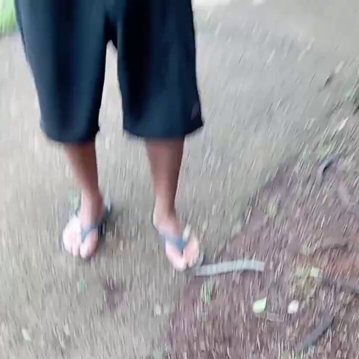 Ele brigado com a mulher e com tesão só topou uma mamada mas quando esfreguei a cabeça da pica no meu rabo ele não resistiu e meteu até 482 … #PINTOAWARDS #espiando #banheiro #CamerasEscondidas