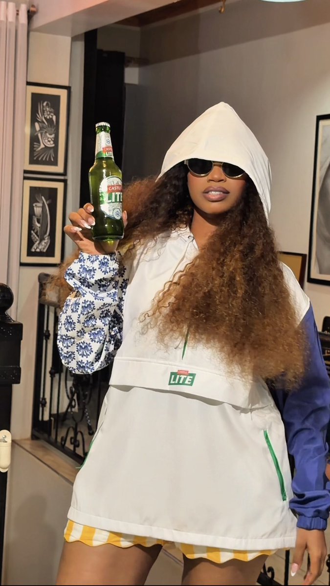 Hello, my lovers in Mbarara♥️ I’m going to be performing for you this THURSDAY 6TH AUGUST at SOHO TERRACE Mbarara for the TRY IT MBARARA Edition🍻 I can’t wait to try Uganda’s best Tasting Lite Castle Lite Uganda with you👏 See you there #SHOWTIME🔥 #TryitAhhh #Ugandasbesttastinglite #castlelite
