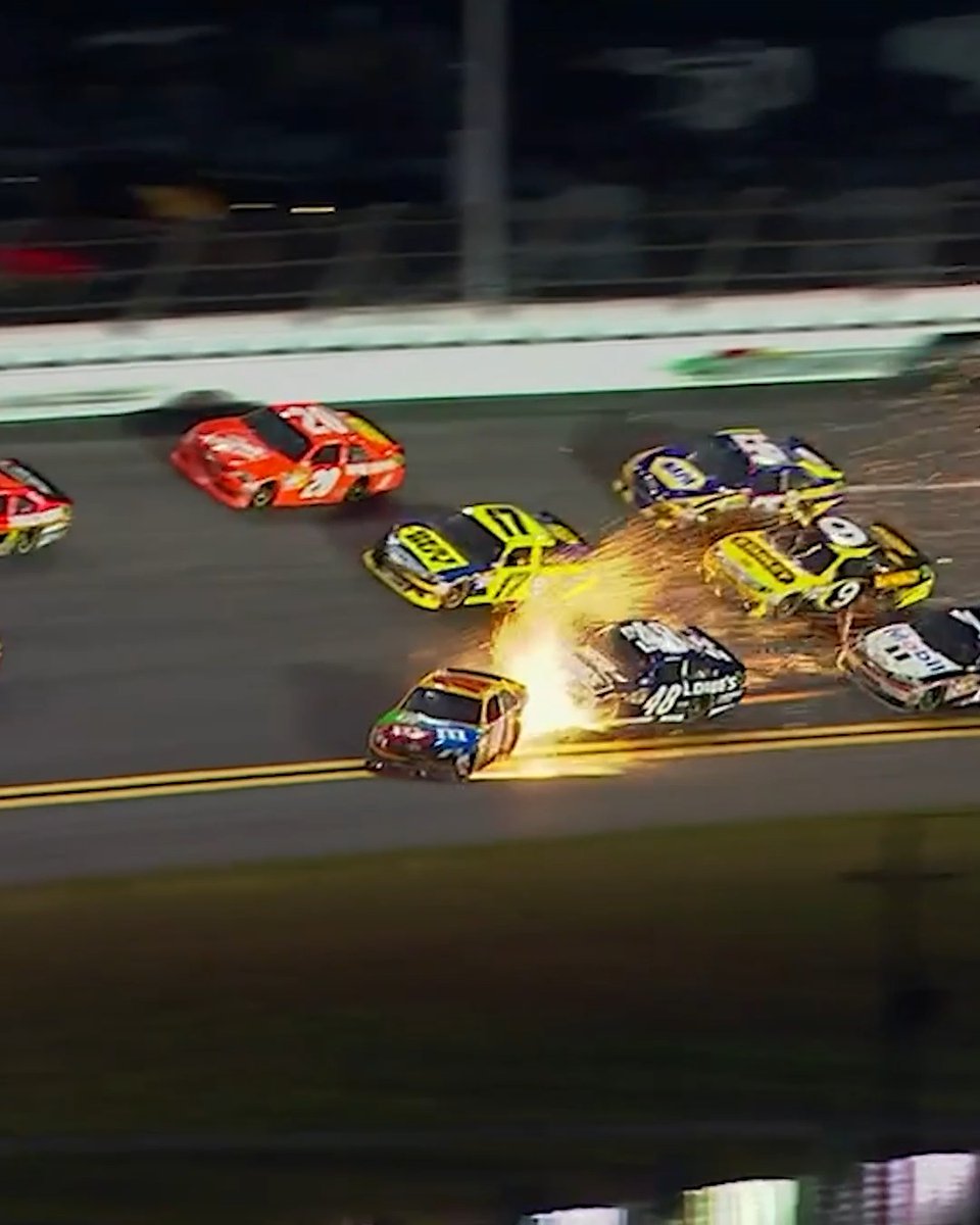 An unbelievable save with an edge-of-your-seat finish. Kyle Busch delivered an all-time Clash moment.
