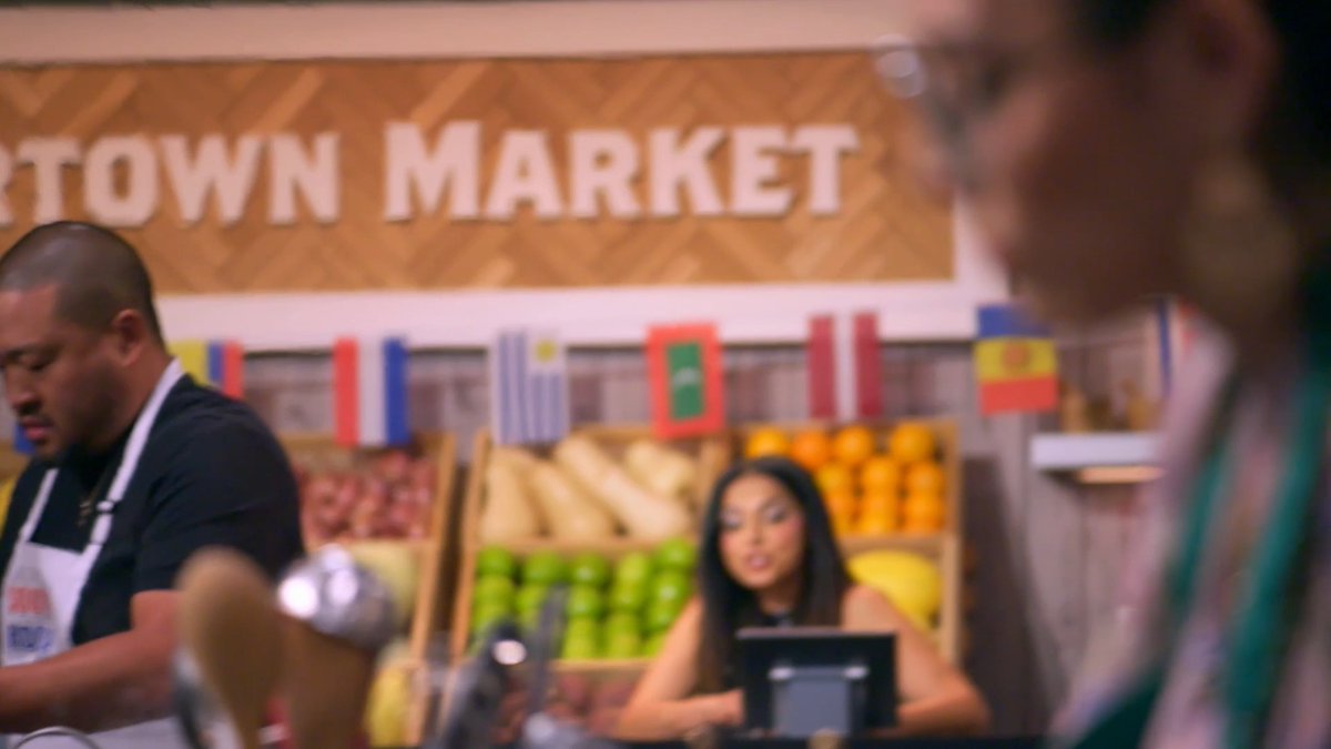 It all comes down to this 🌍🏆 After weeks of fierce competition, the final two masters of world cuisines face off in an epic two-round finale. Who will take home the title?! Find out on an all-new episode of #GroceryGames: Global Games Wednesday at 9|8c.