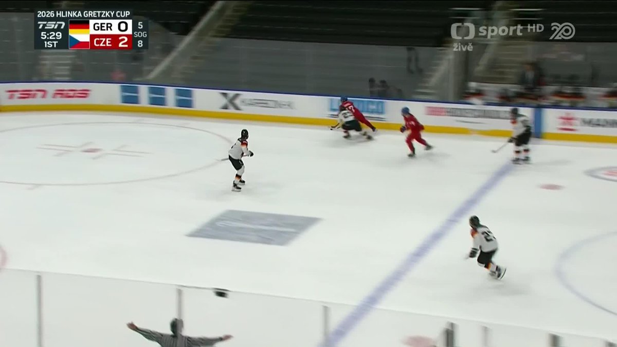Michal Hartl and Jonáš Vaníček combine for a beauty. Lukáš Kachlíř picks up his third point of the tournament. #HlinkaGretzkyCup