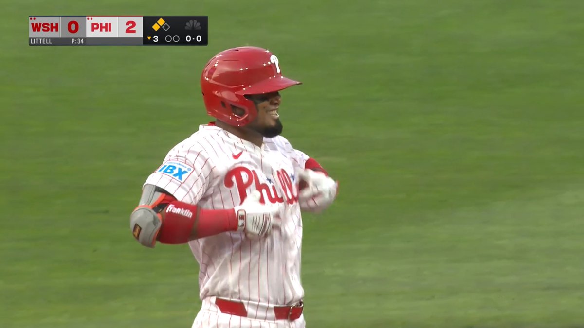 Luiz Arraez is having quite the Philly debut! 1st inning: RBI single 3rd inning: RBI double