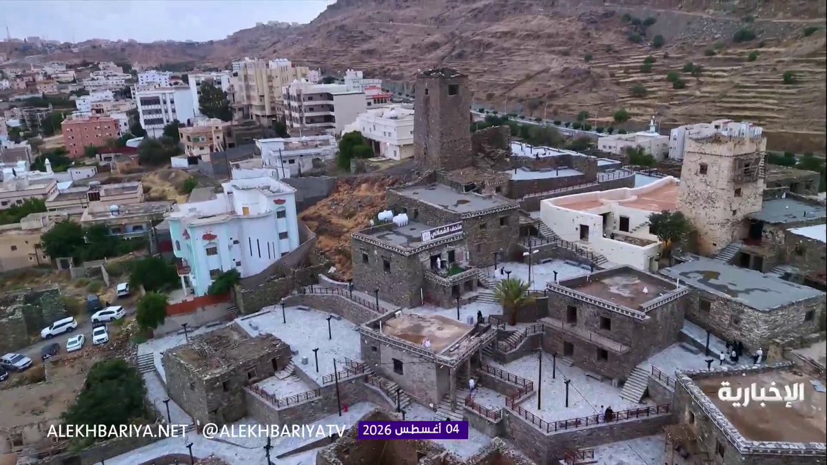 بين جدران تحفظ ذاكرة المكان وأزقة تروي حكايات الأجداد.. مهرجان الأطاولة التراثي تجربة تستقطب الزوار ضمن صيف الباحة