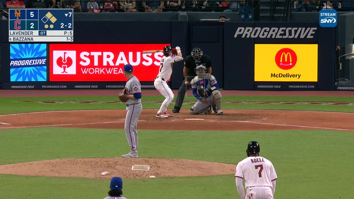 Nate Lavender gets his first MLB strikeout and his family loves it 👏