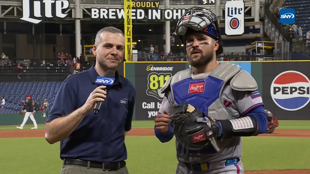 Luis Torrens talks with Steve Gelbs after driving in four runs in the Mets' 6-2 win over the Guardians: