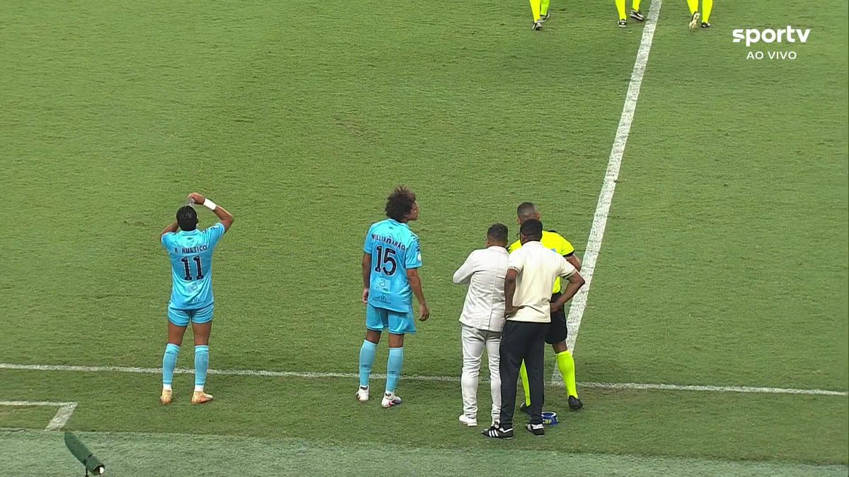 E o nome que está na camisa do Rony? R. Rústico... 😅 #Futebol #CopaDoBrasil #Remo #Santos