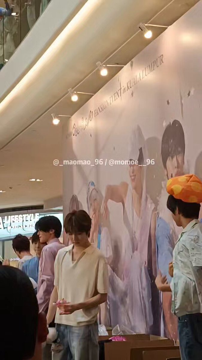 누가 형을 그렇게 보냐고 물었다