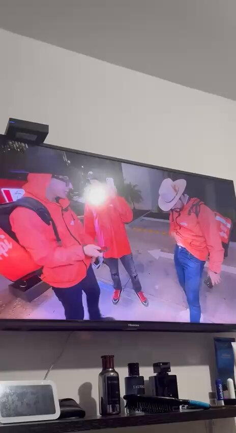 #Culiacán #sinaloa #plaza4rios reportan privación de la vida influencer y streamer César Gastélum, ocurrido presuntamente mientras realizaba una transmisión en vivo. #almomento