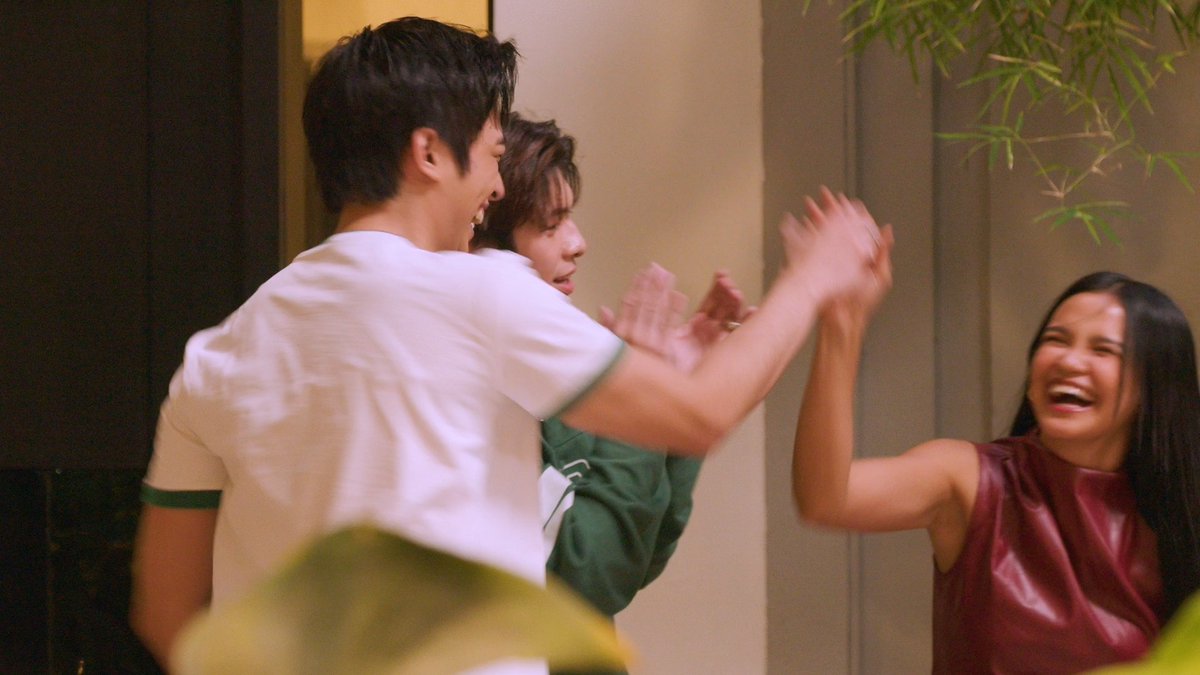 OMG! BGYO is back and it’s for Jeni! 🤩 Huwag magpahuli sa mga exciting na kaganapan sa #BornToShine, Lunes hanggang Sabado, 2:30 p.m. sa GMA Afternoon Prime.